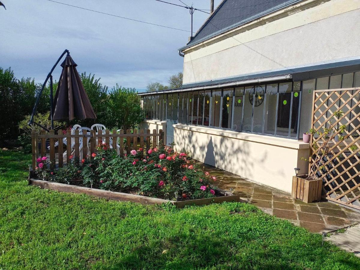 Gites Du Franc Rosier Rigny-Ussé Esterno foto